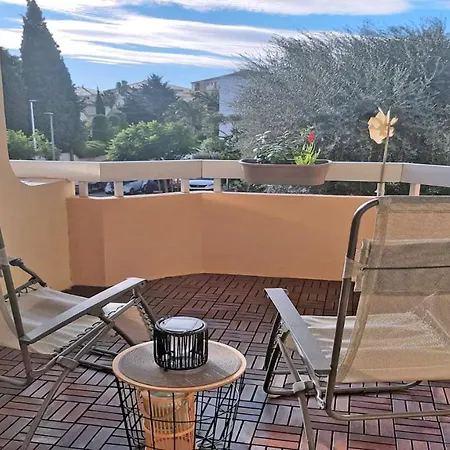 Apartment Patio Fleuri *