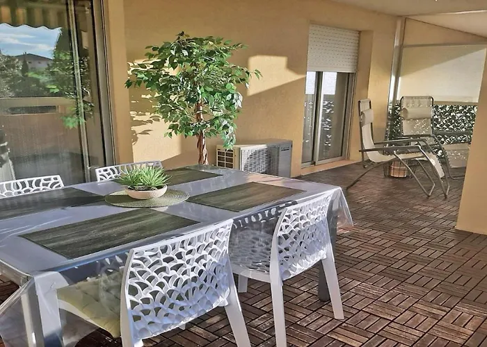 Appartement Patio Fleuri *